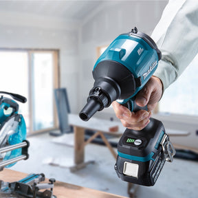 Soplador e inflador a batería 18V LXT DAS180Z. con maletín